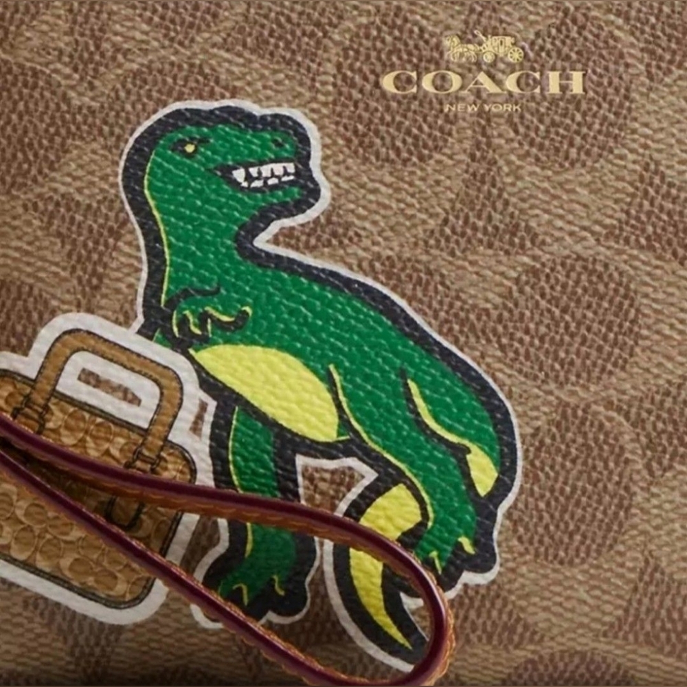 Coach Corner Zip Wristlet in Signature Canvas With Sticker Print NWT - Picture 3 of 5
